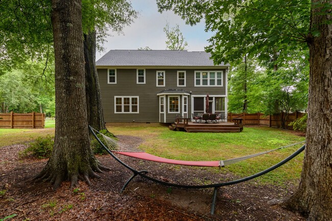 Building Photo - Stunning 4bd/3.5ba Home on Half-Acre Lot J...