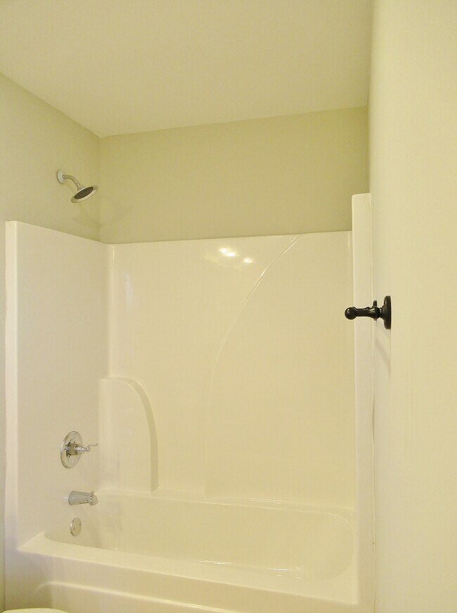 Building Photo - Beautiful Home for Rent in McCalla... Available to View with 48 Hour Notice!! Call today!!