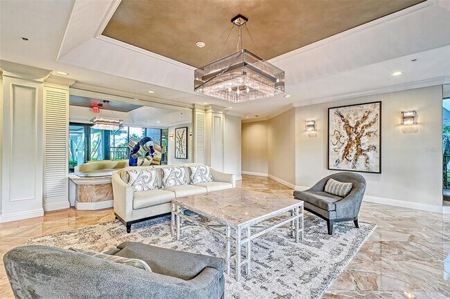 Building Photo - 575 Sanctuary Dr