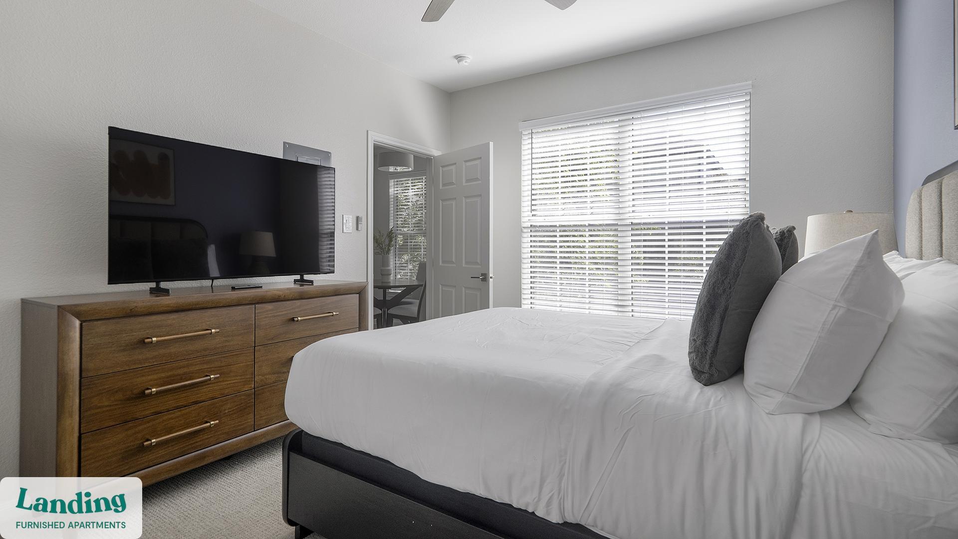 Building Photo - 1215 W Slaughter Ln