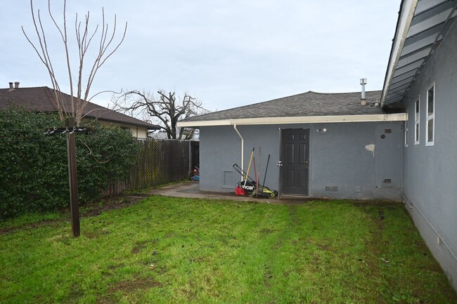 Building Photo - Resident Benefit Package Property