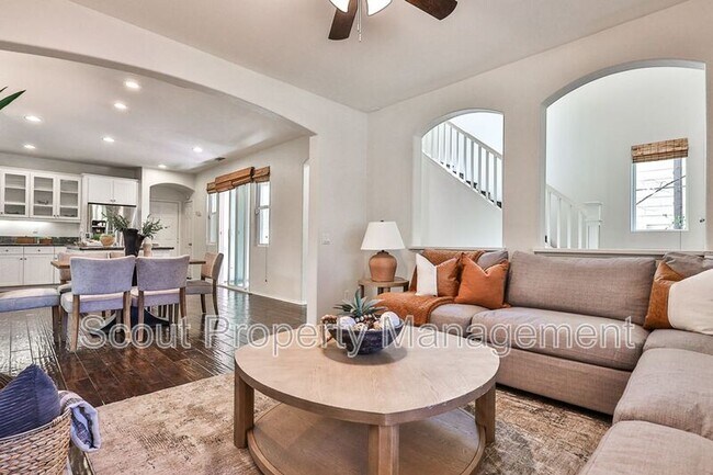 Building Photo - 28814 S Lake Dr