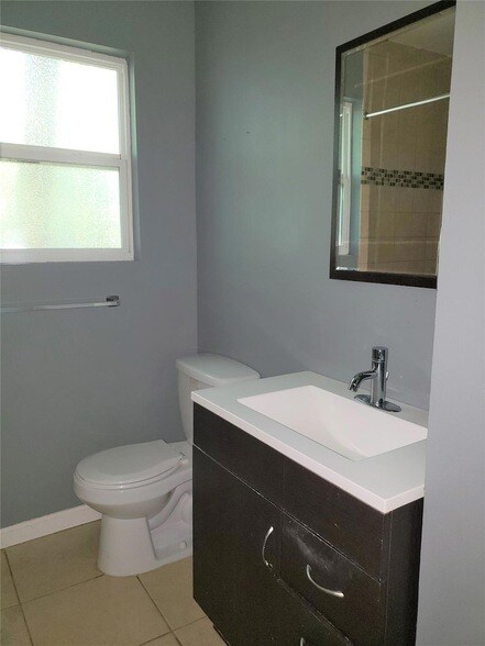 Building Photo - 4603 Jinx Ave