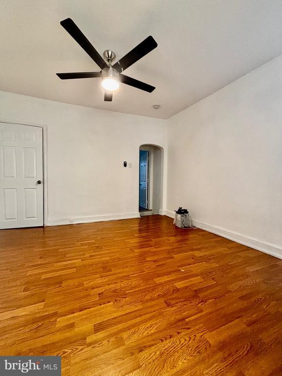 Building Photo - 2339 Belgrade St