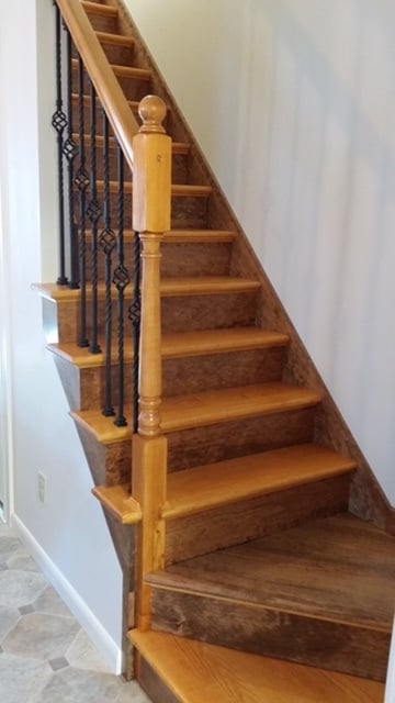 Beautiful staircase - 58 Maple St
