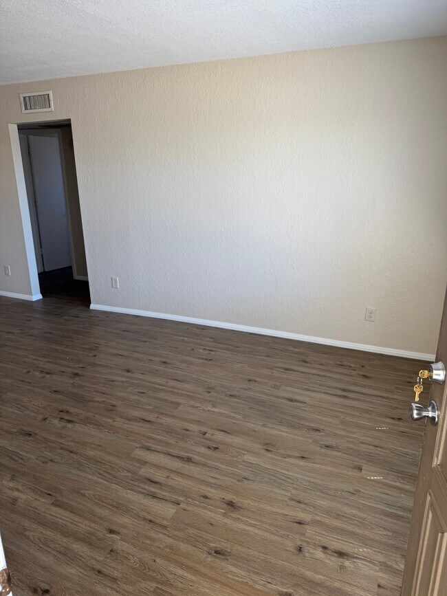 Building Photo - 4612 E Camino St