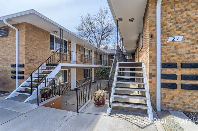 Building Photo - 27 Denver Way