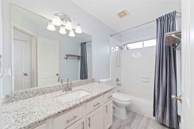 Building Photo - 5214 Bay Pines Dr