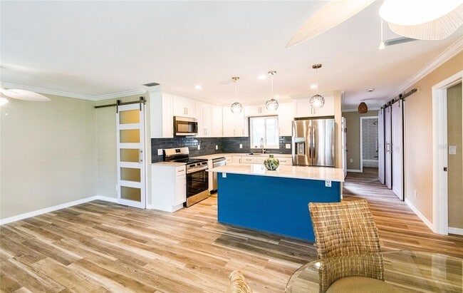 Building Photo - 1900 Benjamin Franklin Dr