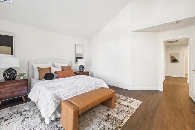 Building Photo - 3419 Park Pl