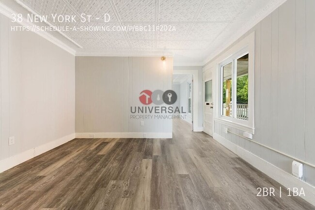 Building Photo - 38 New York St