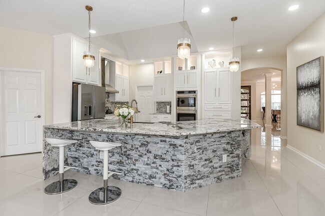 Building Photo - 18022 Dunoon Bay Point Ct