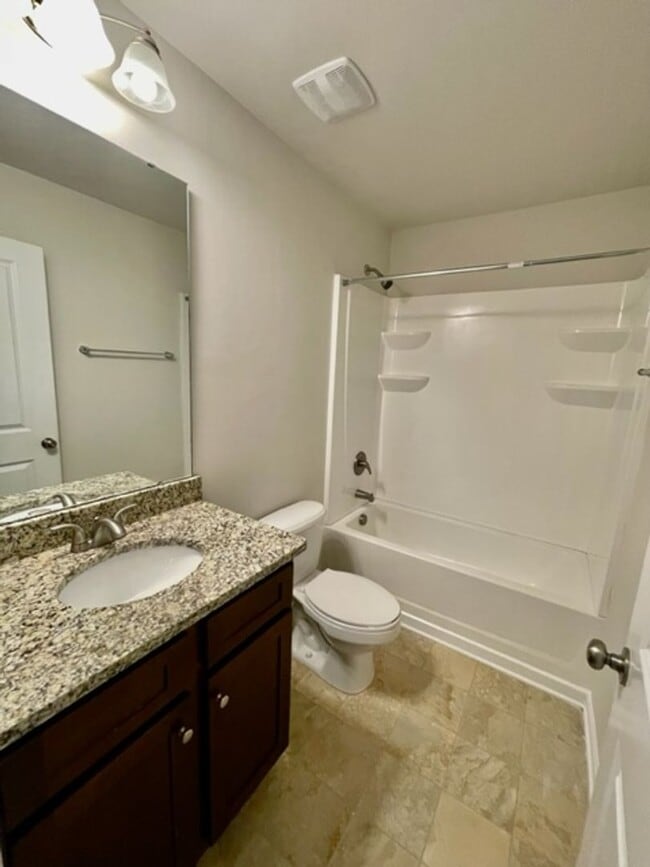 Building Photo - Luxurious 2 story 3 bedroom 2.5 bath Townhomes. Located in Salisbury