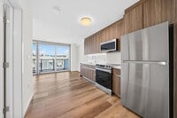 Building Photo - 1500 Rycroft St