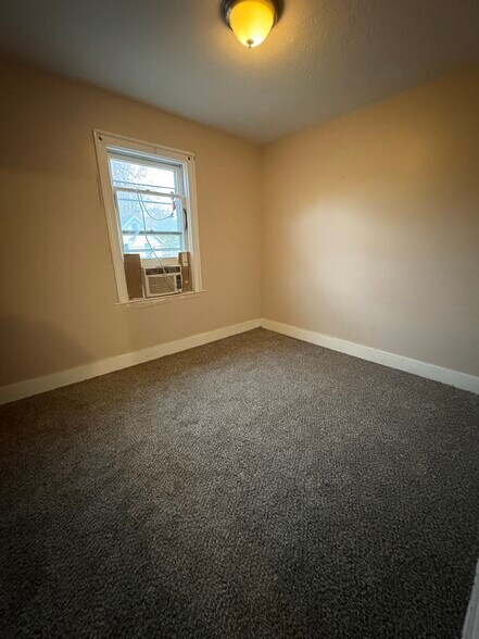 Building Photo - 1423 Marcy St