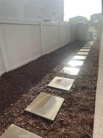 Building Photo - 9654 Honeyberry Ln