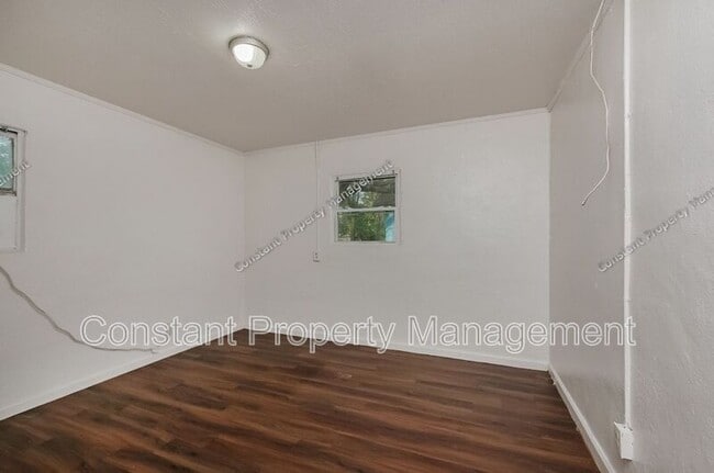 Building Photo - 4017 Marion Ave