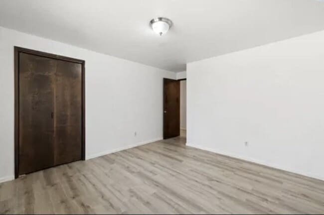 Building Photo - Elegant 4-Bedroom Home on a Corner Lot in ...
