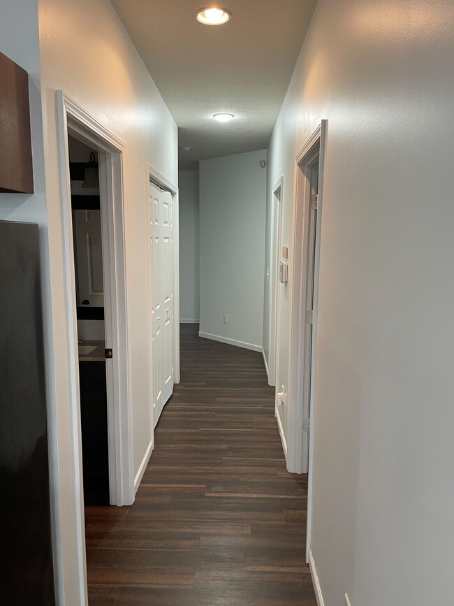 Building Photo - 928-934 Martin Luther King Jr St