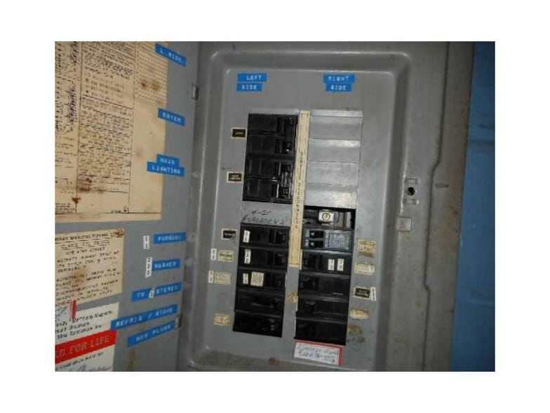 Building Photo - 629 Woodlawn Ave