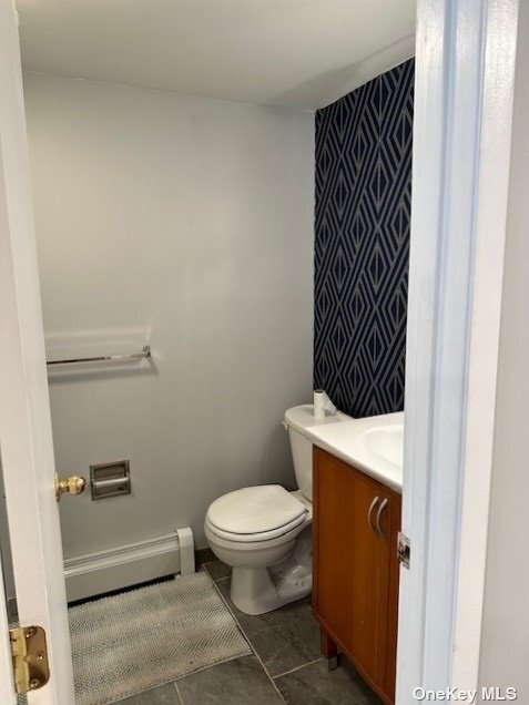 Building Photo - 116 Chichester Ave