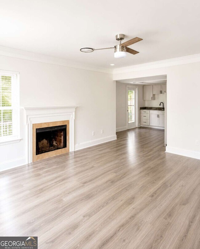 Building Photo - 1006 Heathmoor Ct