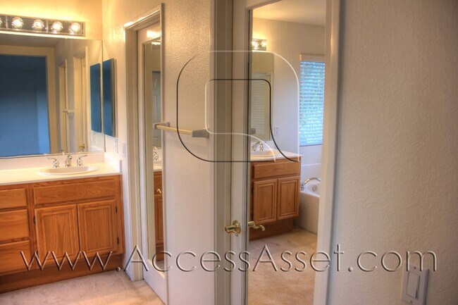 Building Photo - Spacious 3-Bedroom Temecula Home with Loft & Two-Car Garage