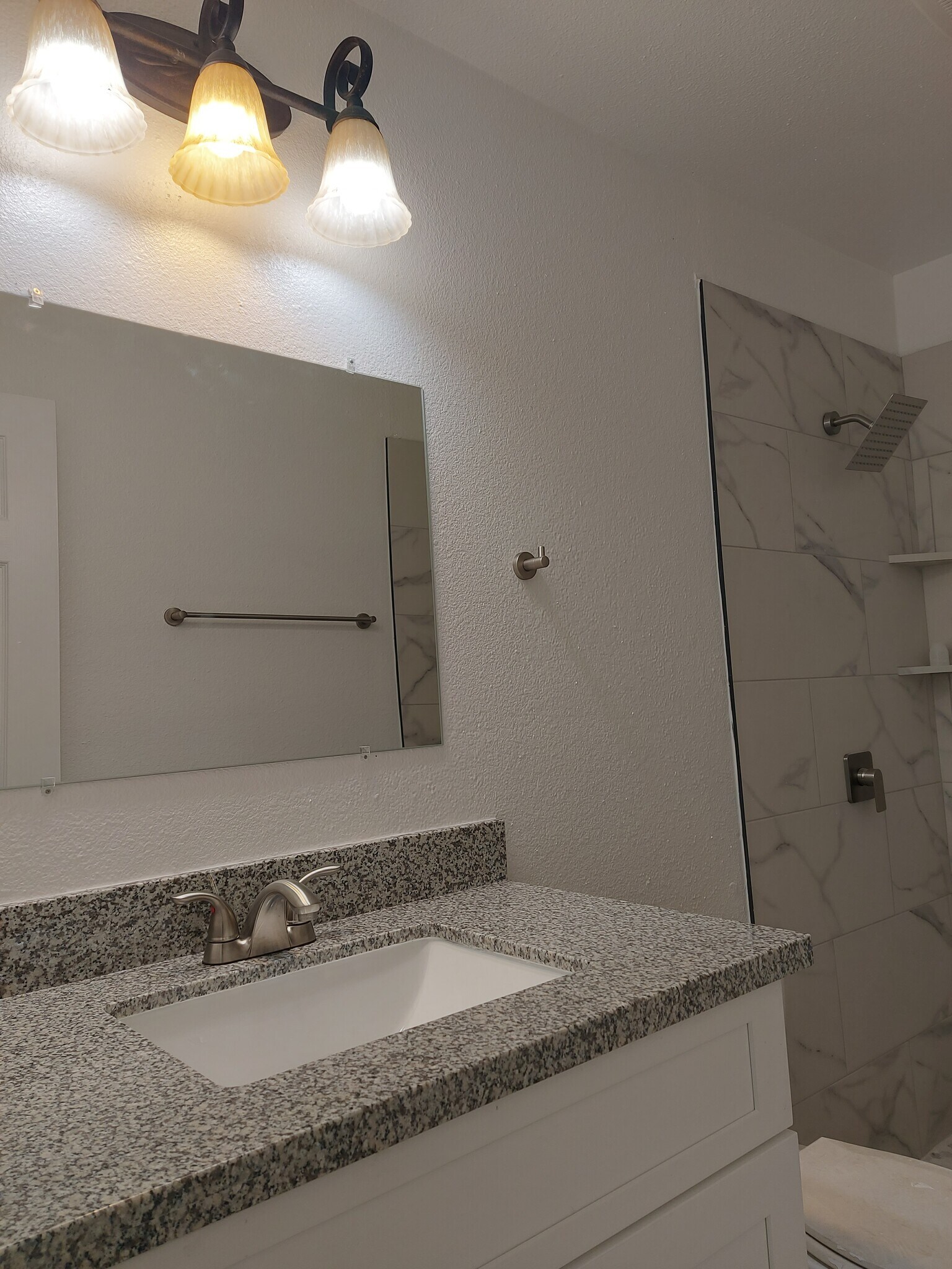 Building Photo - 18612 Baughman Dr