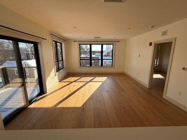 Building Photo - 1025 Massachusetts Ave