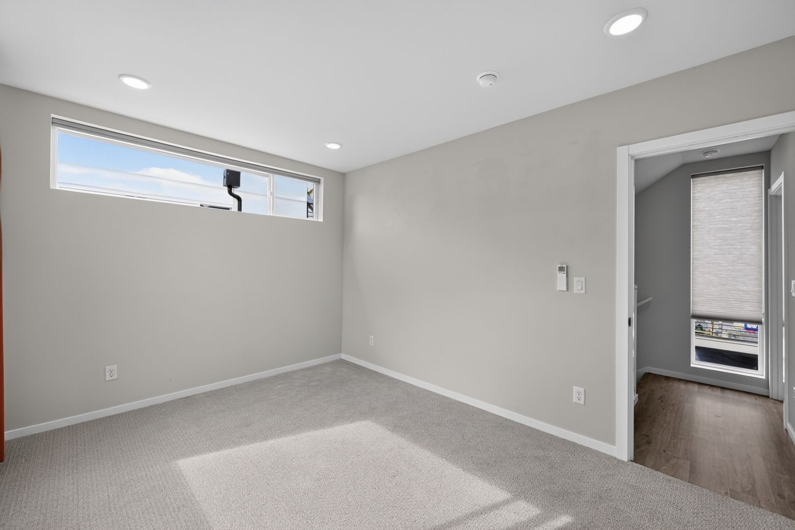 Building Photo - 1472 21st Ave