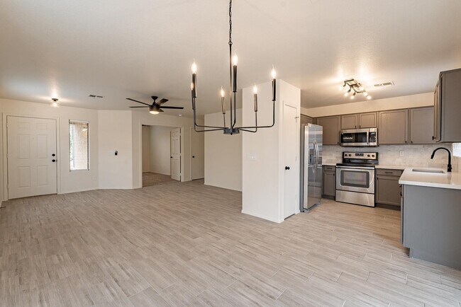 Building Photo - 338 N 152nd Dr