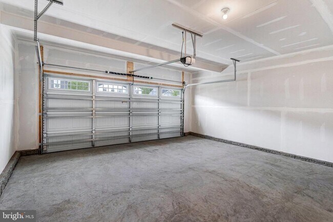 Building Photo - 1714 Nebula Ln