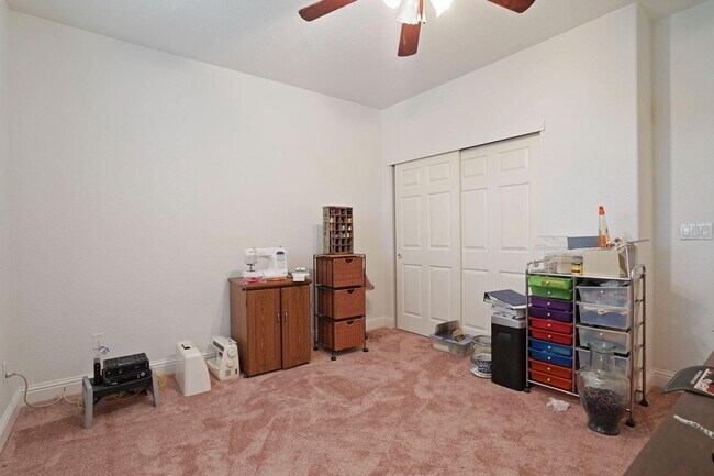 Building Photo - 549 Glenbriar Cir