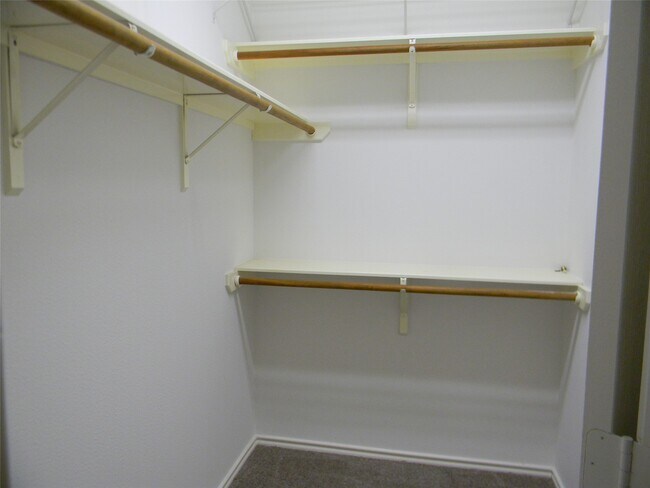 Building Photo - 3334 Pebble Beach Ln