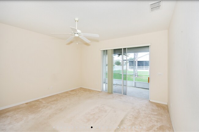 Building Photo - 9813 Secret Cove Ln