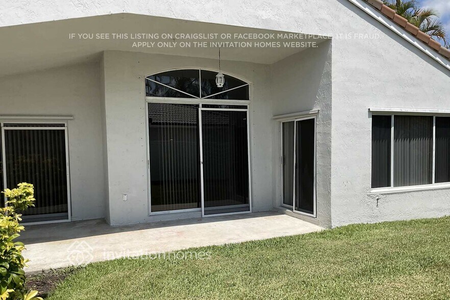 Building Photo - 2033 NW 178th Way