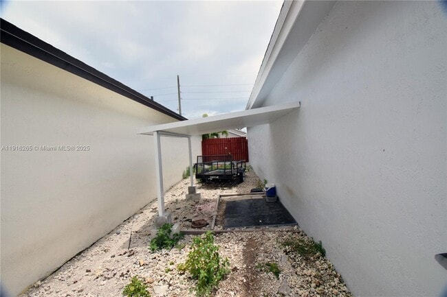 Building Photo - 24980 SW 127th Ct