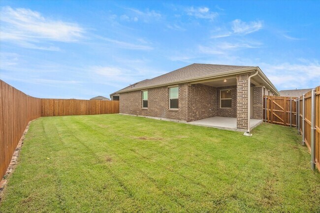 Building Photo - 2307 Albert Ln