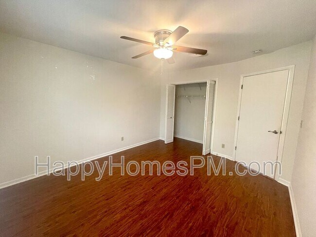 Building Photo - 1125 Monaco Dr