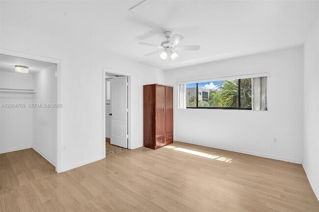 Building Photo - 8540 SW 133rd Avenue Rd