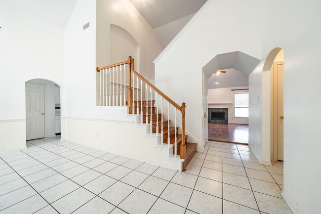 Building Photo - 3627 Heritage Colony Dr