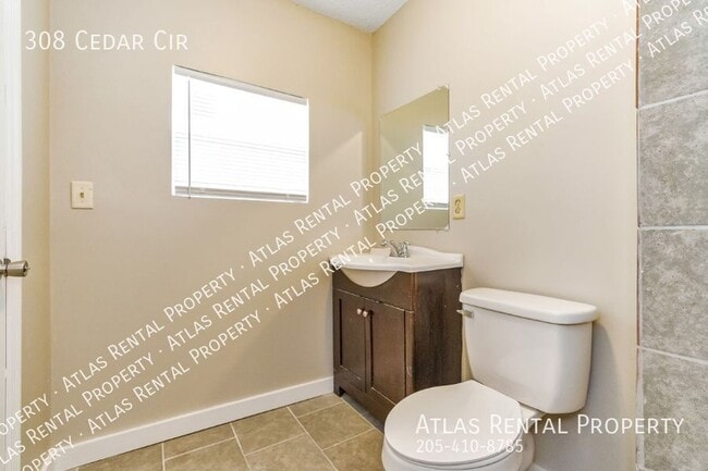 Building Photo - 308 Cedar Cir