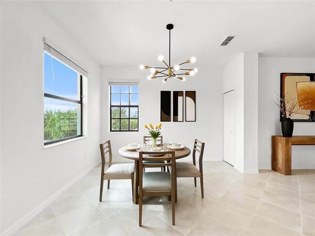 Building Photo - 5552 Summit Point Cir