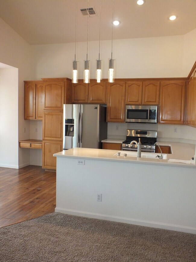 Building Photo - 559 Heiler Way