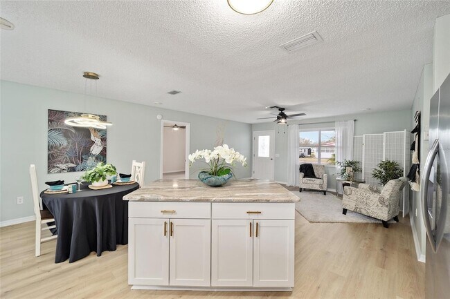 Building Photo - 1613 Cherry Hill Rd