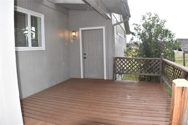 Building Photo - 1014 Elfin Glen Dr