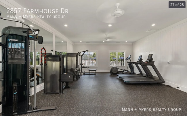 Building Photo - 2857 Farmhouse Dr