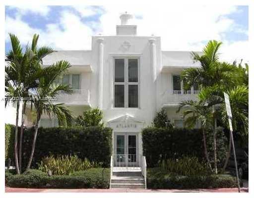 Building Photo - 1751 James Ave