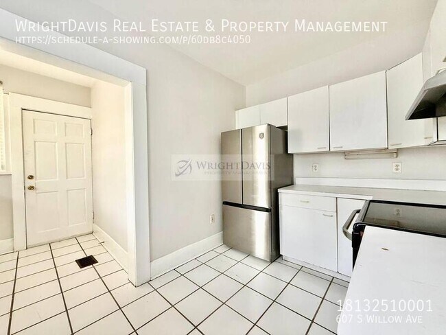 Building Photo - 607 S Willow Ave