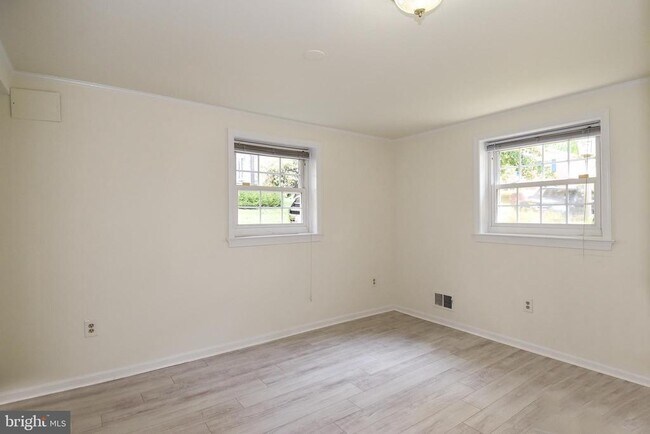 Building Photo - 7513 Sebago Rd